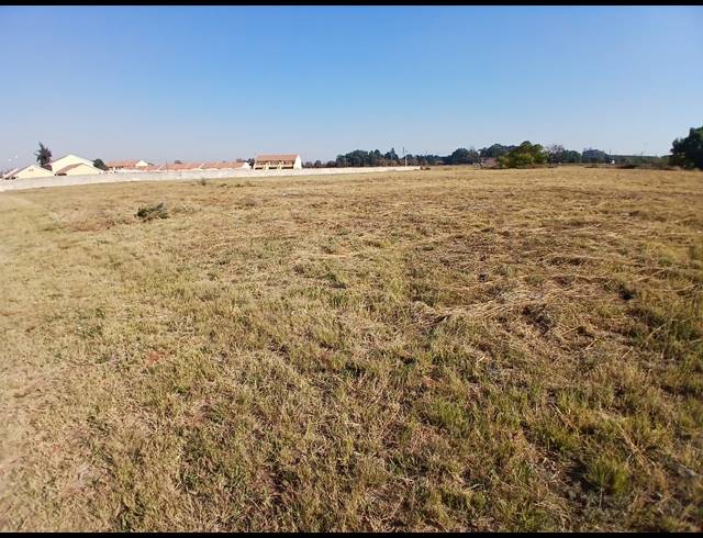 16,097M² VACANT LAND FOR SALE IN KOOKRUS